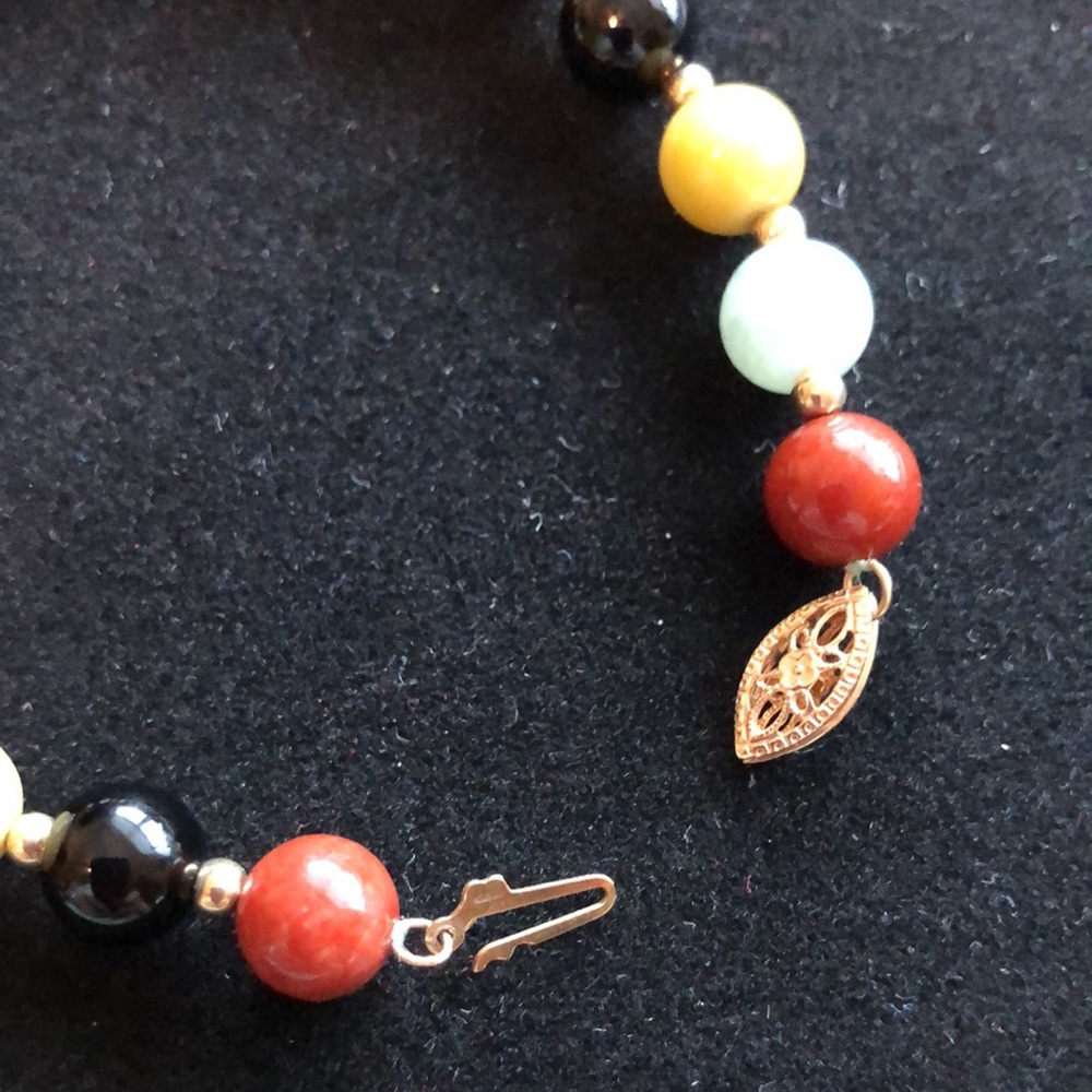 Jade Bracelet - Picture 4 of 4
